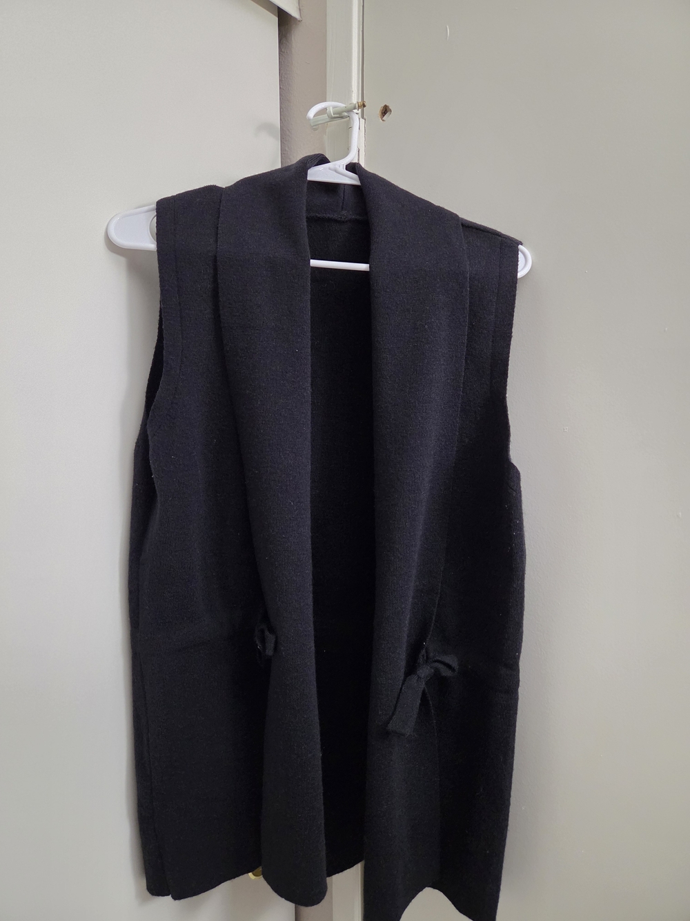 SHEIN Black Sleeveless Open-Front Long Vest